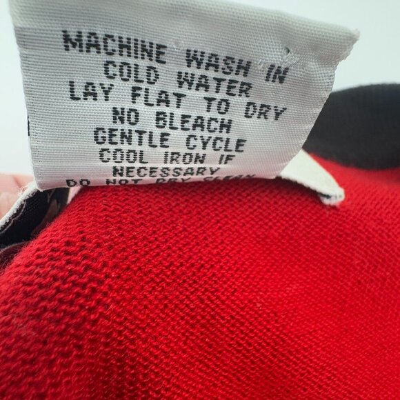 Appleseed's Two Piece Women's Red and Black Cardigan Set Size Small - Picture 11 of 11